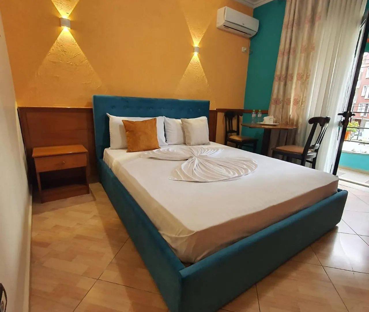My Rooms Hotel Tirana 3*,